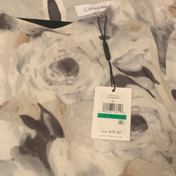 Calvin Klein double layered top - Picture 5 of 5